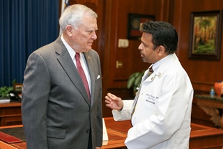 Colon cancer_GovDr320.jpg